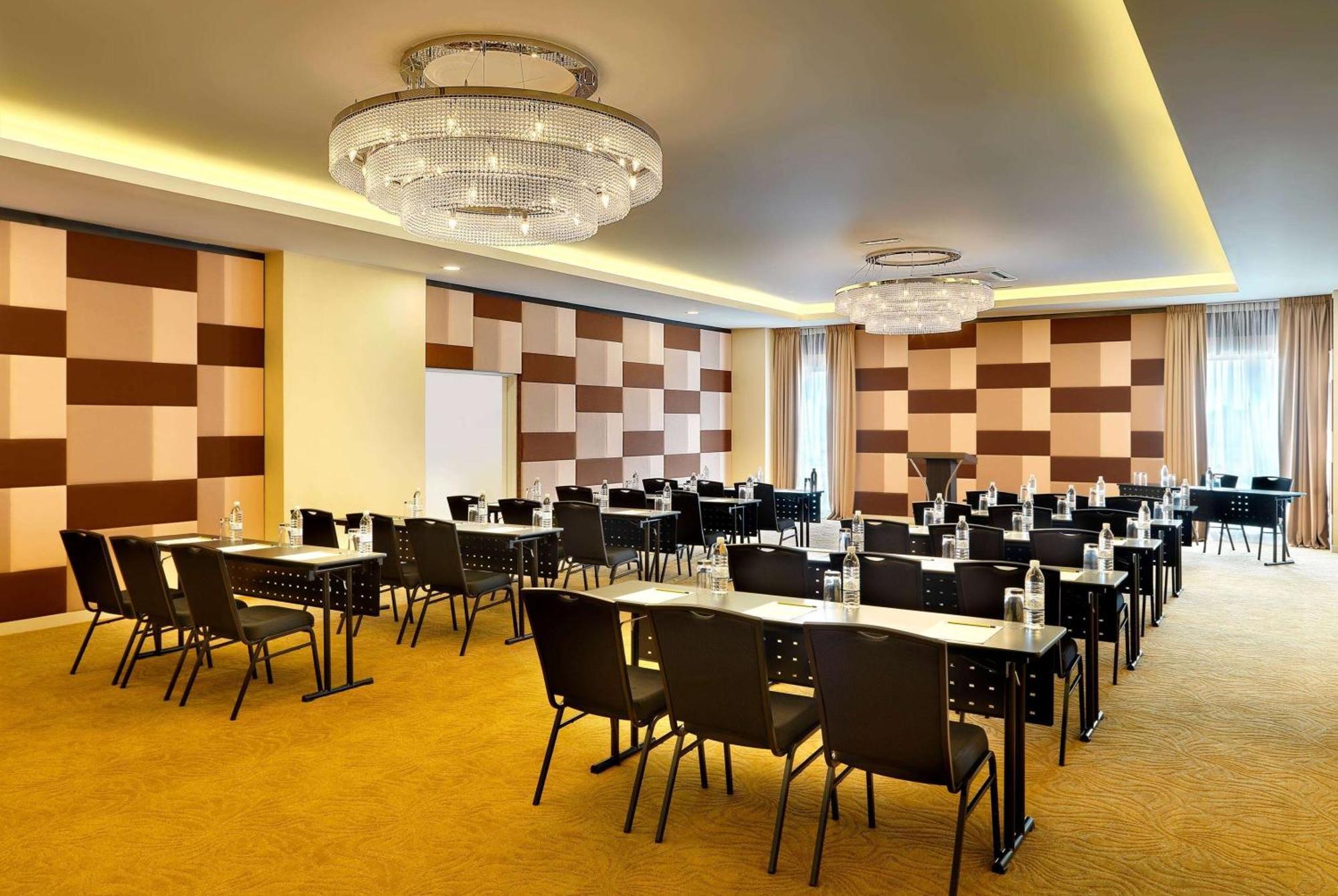 Wyndham Garden I-City Shah Alam Extérieur photo