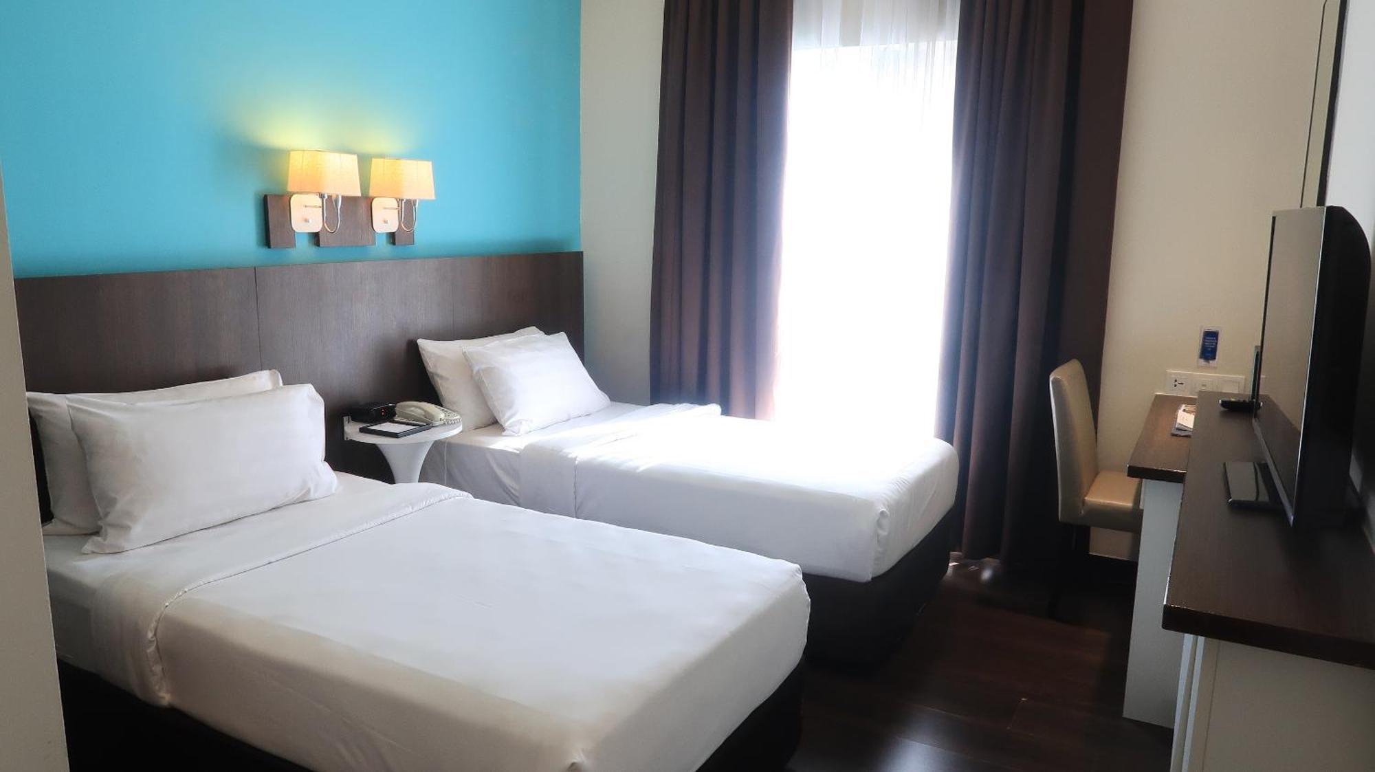 Wyndham Garden I-City Shah Alam Extérieur photo