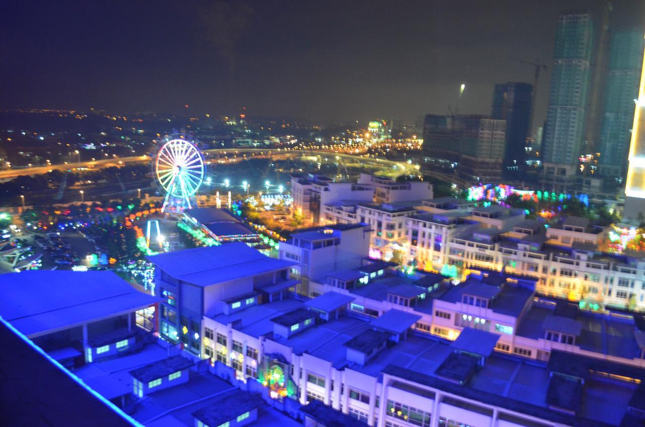 Wyndham Garden I-City Shah Alam Extérieur photo